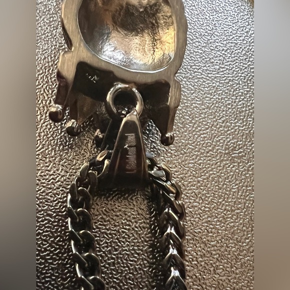 Men’ Chain with Lion Pendant - Picture 11 of 11